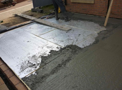 Как залить бетон с уклоном?