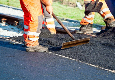 Какие требуются стройматериалы для укладки и ремонта дорог?
